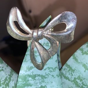 Vintage bow scarf clip